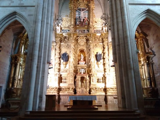 The main altar built around 1690 by Francisco de la Cueva and Mateo de Rubalcaba.